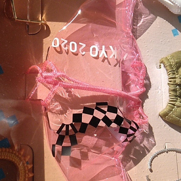 Nwt Barbi Tokyo 2020 Fashions - Picture 3 of 6